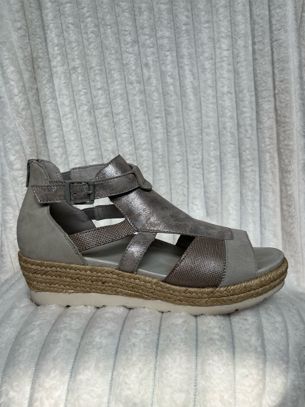 Wedge Espadrille Sandal in Silver Grey